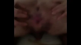Cuzao vazando mijo