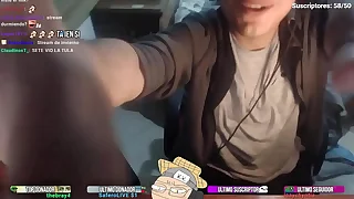 Furro-pajeandose-con-su-imaginaci&oacute;n